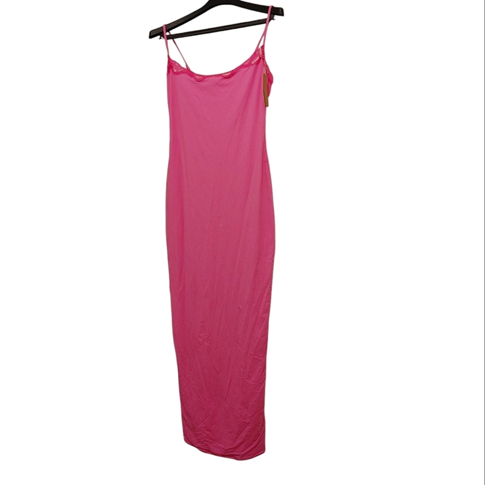 SKIMS Fits Everybody Lace Long Slip Dress - Picture 16 of 16